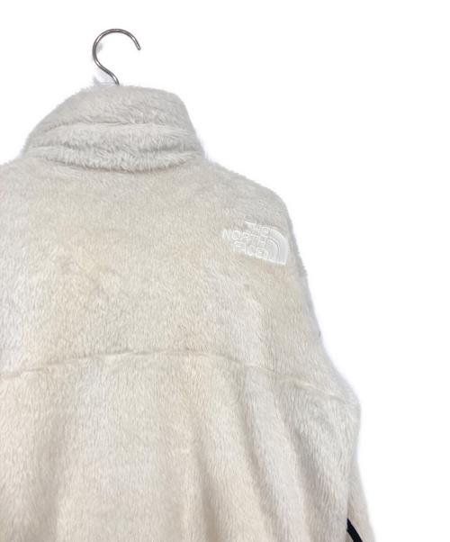 THE NORTH FACE（ザ ノース フェイス）THE NORTH FACE (ザ ノース フェイス) ANTARCTICA VERSA LOFT JACKET ホワイト サイズ:Lの古着・服飾アイテム