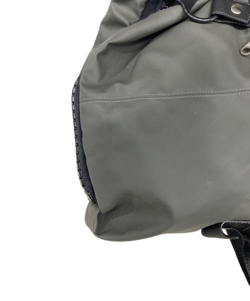 kawa-kawa（カワカワ）kawa-kawa (カワカワ) でかチャックリュック グレーの古着・服飾アイテム