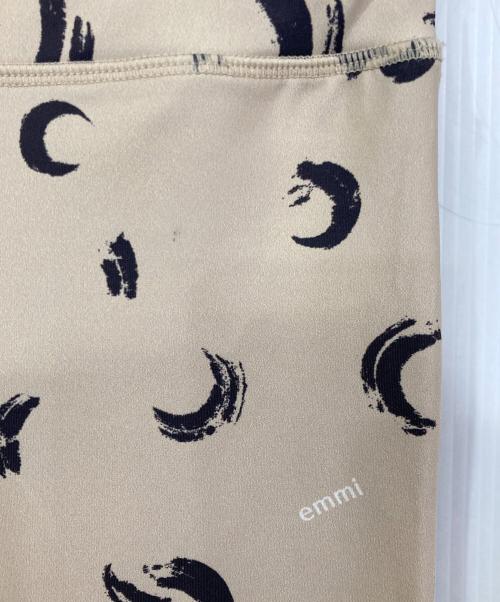 emmi yoga（エミ ヨガ）emmi yoga (エミ ヨガ) MOON柄セットアップ ベージュの古着・服飾アイテム