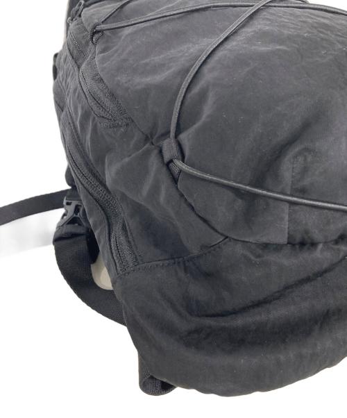 C.P COMPANY（シーピーカンパニー）C.P COMPANY (シーピーカンパニー) NYLON B CROSSBODY RUCKSACK ブラックの古着・服飾アイテム