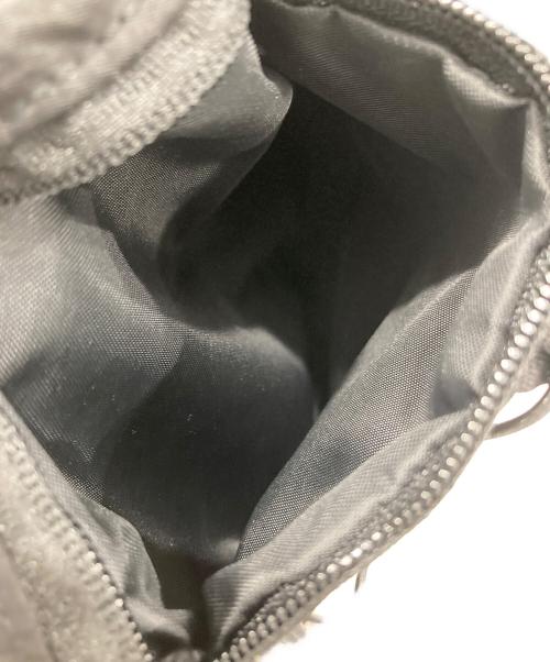 C.P COMPANY（シーピーカンパニー）C.P COMPANY (シーピーカンパニー) NYLON B CROSSBODY RUCKSACK ブラックの古着・服飾アイテム