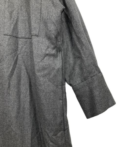 SACRA（サクラ）SACRA (サクラ) シャツワンピース グレー サイズ:38の古着・服飾アイテム