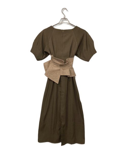 sachat（サーシャ）sachat (サーシャ) フリルベルト付ワンピース ブラウン×ベージュ サイズ:1の古着・服飾アイテム