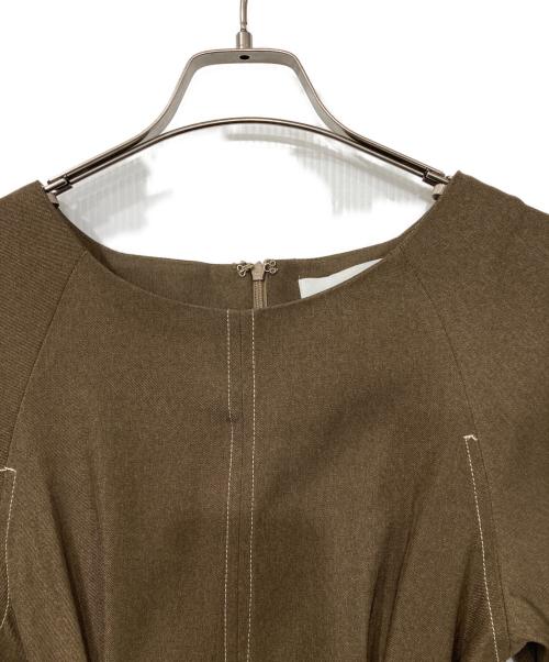 sachat（サーシャ）sachat (サーシャ) フリルベルト付ワンピース ブラウン×ベージュ サイズ:1の古着・服飾アイテム