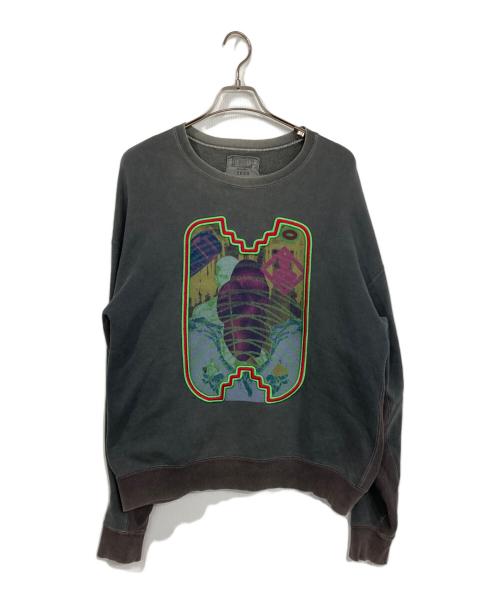 C.E（シーイー）C.E (シーイー) OVERDYE EMB FRAME CREW NECK グレー サイズ:Lの古着・服飾アイテム