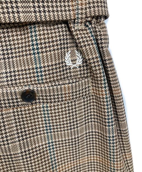 FRED PERRY（フレッドペリー）FRED PERRY (フレッドペリー) 千鳥格子スラックス ブラウン サイズ:８の古着・服飾アイテム