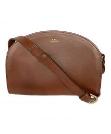 A.P.C.（アーペーセー）の古着「ハーフムーンショルダーバッグ」｜ブラウン