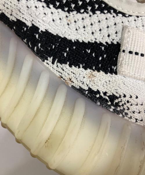 adidas（アディダス）adidas (アディダス) YEEZY BOOST 350 V2 ホワイト×ブラック サイズ:US 10 1/2の古着・服飾アイテム