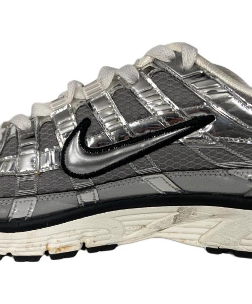 NIKE（ナイキ）NIKE (ナイキ) P-6000 シルバー サイズ:26.5の古着・服飾アイテム