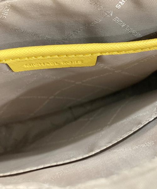 MICHAEL KORS（マイケル・コース）MICHAEL KORS (マイケル・コース) ショルダーバッグ イエローの古着・服飾アイテム