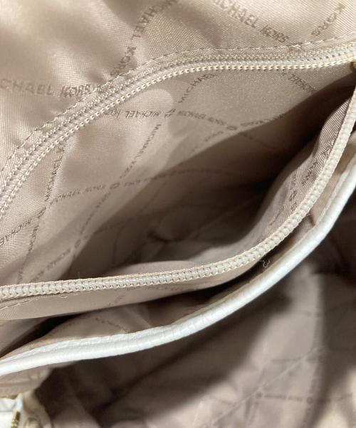 MICHAEL KORS（マイケル・コース）MICHAEL KORS (マイケル・コース) リュック ホワイトの古着・服飾アイテム
