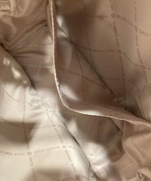 MICHAEL KORS（マイケル・コース）MICHAEL KORS (マイケル・コース) リュック ホワイトの古着・服飾アイテム