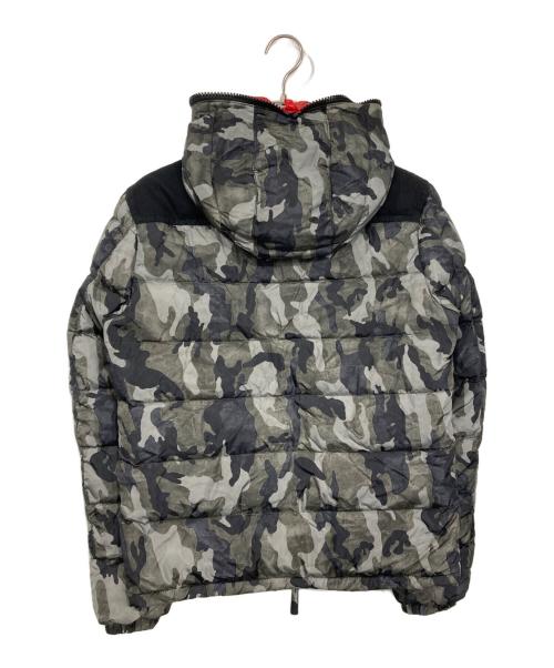 DUVETICA（デュベティカ）DUVETICA (デュベティカ) カモフラダウンジャケット/METEO  グレー サイズ:46の古着・服飾アイテム