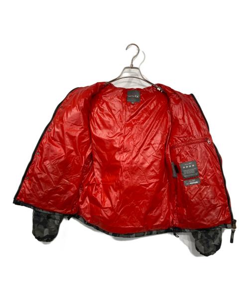 DUVETICA（デュベティカ）DUVETICA (デュベティカ) カモフラダウンジャケット/METEO  グレー サイズ:46の古着・服飾アイテム