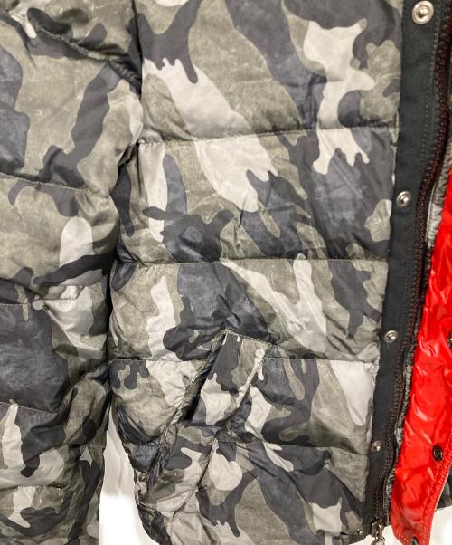 DUVETICA（デュベティカ）DUVETICA (デュベティカ) カモフラダウンジャケット/METEO  グレー サイズ:46の古着・服飾アイテム