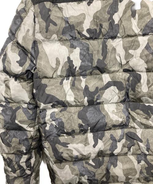 DUVETICA（デュベティカ）DUVETICA (デュベティカ) カモフラダウンジャケット/METEO  グレー サイズ:46の古着・服飾アイテム