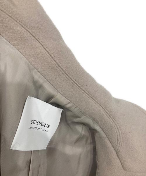 STUDIOUS（ステュディオス）STUDIOUS (ステュディオス) セラータダブルクロンビーコート ベージュの古着・服飾アイテム