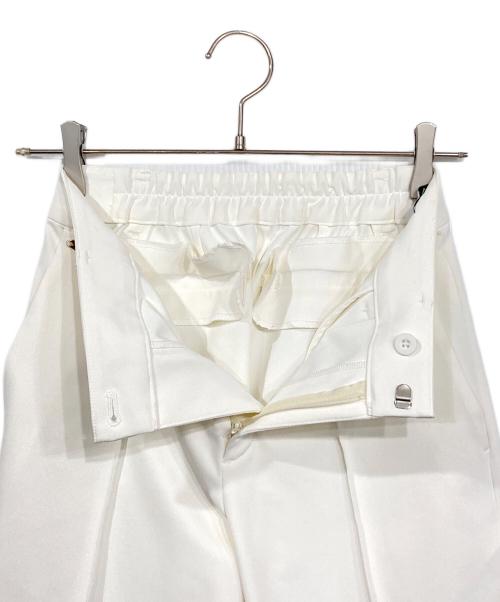 Ame no chi Hare（アメノチハレ）ame no chi hare (アメノチハレ) 裾ボタンスリムパンツ ホワイト サイズ:Sの古着・服飾アイテム