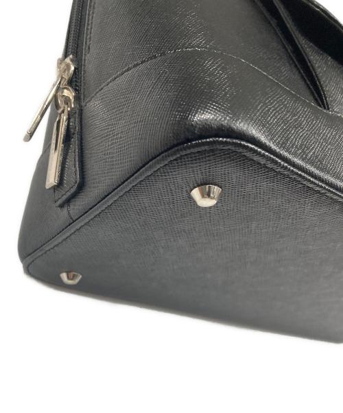 BURBERRY（バーバリー）BURBERRY (バーバリー) ハンドバッグ ブラックの古着・服飾アイテム