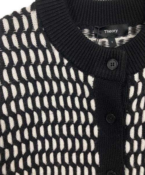theory（セオリー）theory (セオリー) Lana Cash Plaited Cable Cardi ブラック×ホワイト サイズ:S 未使用品の古着・服飾アイテム