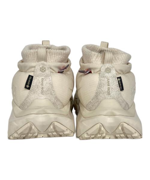HOKA（ホカ）HOKA (ホカ) KAHA 2 FROST MOC GTX/カハ 2 フロスト モック GTX アイボリー サイズ:24.5の古着・服飾アイテム