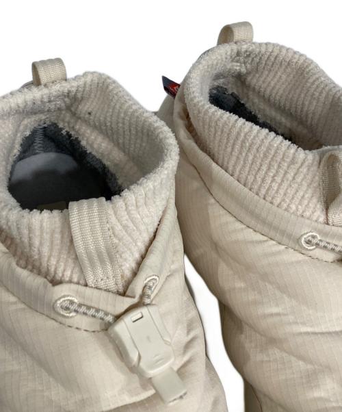 HOKA（ホカ）HOKA (ホカ) KAHA 2 FROST MOC GTX/カハ 2 フロスト モック GTX アイボリー サイズ:24.5の古着・服飾アイテム