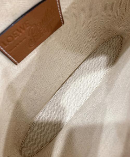 LOEWE（ロエベ）LOEWE (ロエベ) キャンバスレザークラッチバッグ ピンクの古着・服飾アイテム