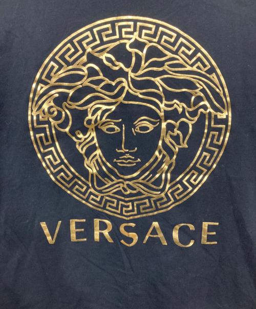 VERSACE（ヴェルサーチェ）VERSACE (ヴェルサーチェ) メデューサプリントTシャツ ブラック サイズ:Mの古着・服飾アイテム