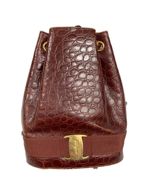 Salvatore Ferragamo（サルヴァトーレ フェラガモ）Salvatore Ferragamo (サルヴァトーレ フェラガモ) 型押し巾着リュック ブラウンの古着・服飾アイテム