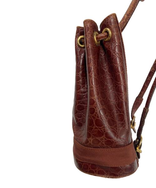 Salvatore Ferragamo（サルヴァトーレ フェラガモ）Salvatore Ferragamo (サルヴァトーレ フェラガモ) 型押し巾着リュック ブラウンの古着・服飾アイテム