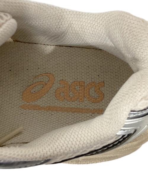 asics（アシックス）asics (アシックス) GEL-KAYANO 14 ベージュ×シルバー サイズ:US5の古着・服飾アイテム