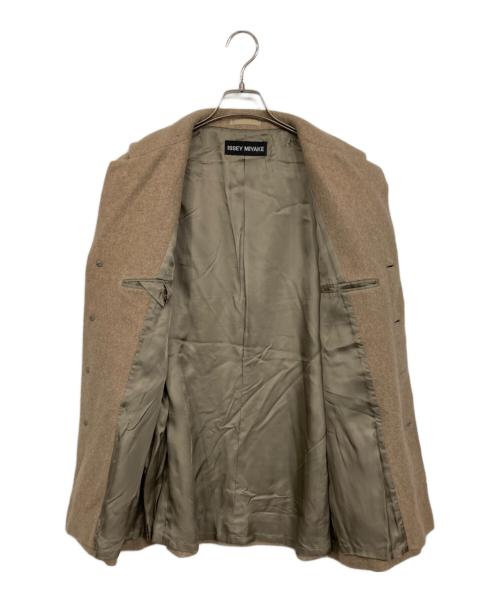 ISSEY MIYAKE（イッセイミヤケ）ISSEY MIYAKE (イッセイミヤケ) カシミヤテーラードジャケット ベージュ サイズ:2の古着・服飾アイテム