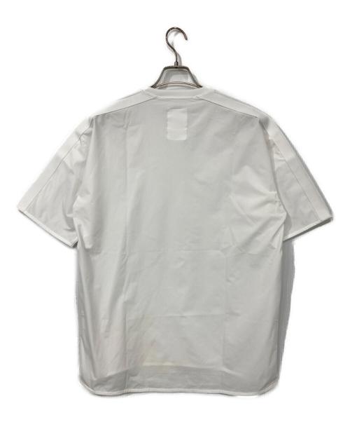 ONE GRAVITY（ワングラヴィティ）ONE GRAVITY (ワングラヴィティ) ショルダーラインTシャツ ホワイト サイズ:Mの古着・服飾アイテム