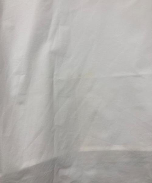 ONE GRAVITY（ワングラヴィティ）ONE GRAVITY (ワングラヴィティ) ショルダーラインTシャツ ホワイト サイズ:Mの古着・服飾アイテム