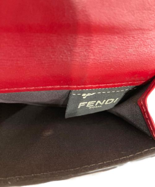 FENDI（フェンディ）FENDI (フェンディ) マイクロ 3つ折り財布 レッド×ブラウンの古着・服飾アイテム