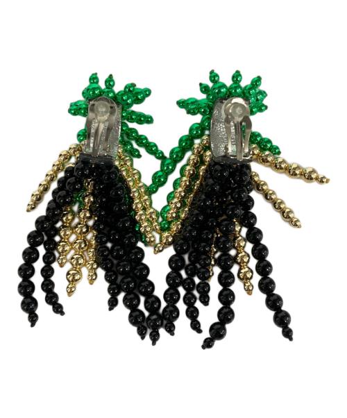 TOGA PULLA（トーガ プルラ）TOGA PULLA (トーガ プルラ) ビーズイヤリング グリーン×ブラックの古着・服飾アイテム