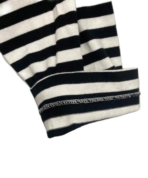 PLAY COMME des GARCONS（プレイコムデギャルソン）PLAY COMME des GARCONS (プレイコムデギャルソン) ハートロゴボーダーカットソー ホワイト×ブラック サイズ:Mの古着・服飾アイテム