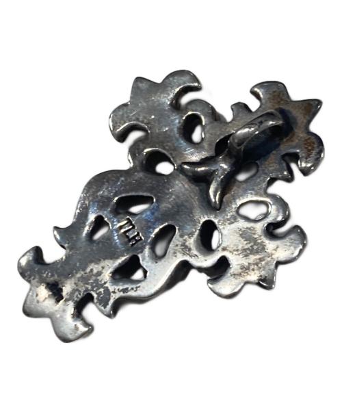 LION HEART（ライオンハート）LION HEART (ライオンハート) クロスペンダントトップ シルバーの古着・服飾アイテム