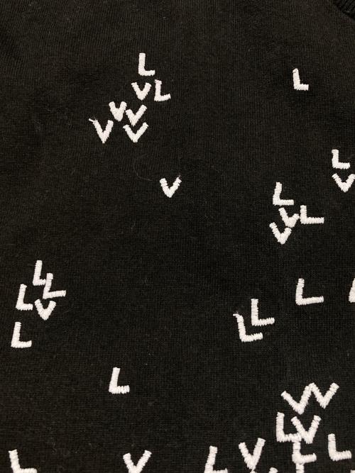 LOUIS VUITTON（ルイ ヴィトン）LOUIS VUITTON (ルイ ヴィトン) LVスプレッドエンブロイダリーTシャツ ブラック サイズ:Mの古着・服飾アイテム