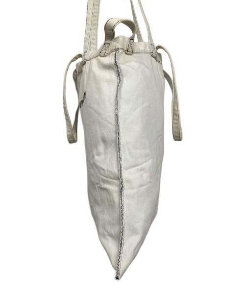 MM6 Maison Margiela（エムエムシックスメゾンマルジェラ）MM6 Maison Margiela (エムエムシックスメゾンマルジェラ) インサイドアウトロゴバッグ ホワイトの古着・服飾アイテム