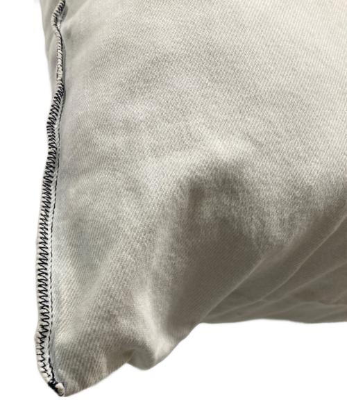 MM6 Maison Margiela（エムエムシックスメゾンマルジェラ）MM6 Maison Margiela (エムエムシックスメゾンマルジェラ) インサイドアウトロゴバッグ ホワイトの古着・服飾アイテム