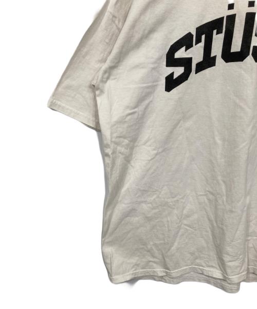 stussy（ステューシー）stussy (ステューシー) ロゴプリントTシャツ ホワイト サイズ:XLの古着・服飾アイテム
