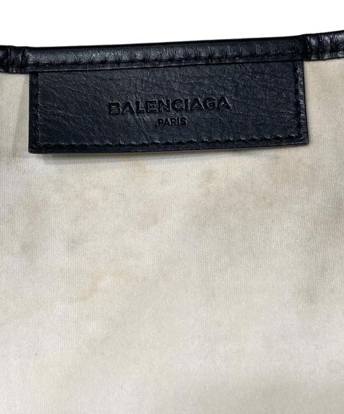 BALENCIAGA（バレンシアガ）BALENCIAGA (バレンシアガ) ネイビーカバスS ベージュ×ブラックの古着・服飾アイテム