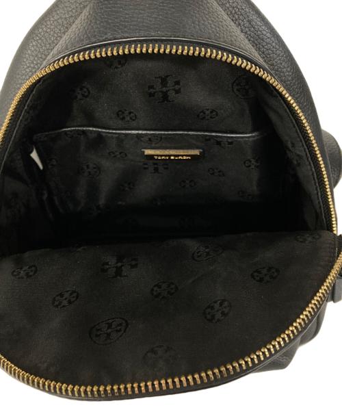 TORY BURCH（トリーバーチ）TORY BURCH (トリーバーチ) エンボスロゴシボ革ミニリュック ネイビーの古着・服飾アイテム