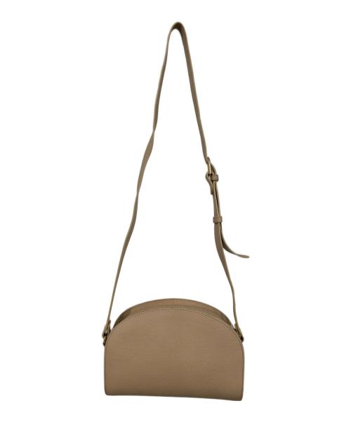 A.P.C.（アーペーセー）A.P.C. (アーペーセー) ハーフムーンショルダーバッグ ベージュの古着・服飾アイテム