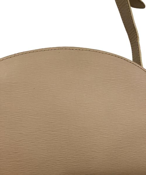 A.P.C.（アーペーセー）A.P.C. (アーペーセー) ハーフムーンショルダーバッグ ベージュの古着・服飾アイテム