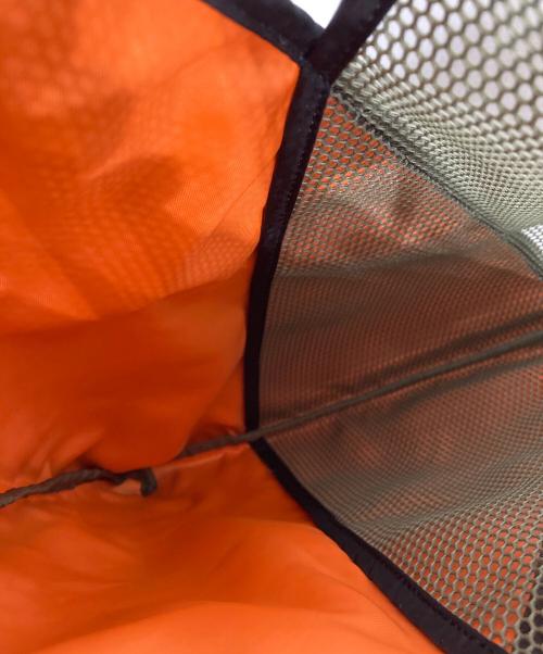 OUTDOOR PRODUCTS（アウトドア プロダクツ）OUTDOOR PRODUCTS (アウトドア プロダクツ) RISLEY (リズレー) トライアングルフリルメッシュBAG ブラック×カーキの古着・服飾アイテム