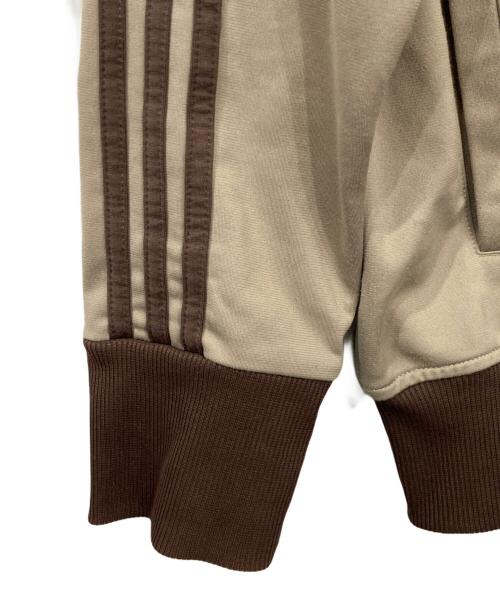 adidas（アディダス）adidas (アディダス) トラックジャケット ベージュ×ブラウンの古着・服飾アイテム