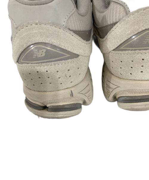 NEW BALANCE（ニューバランス）NEW BALANCE (ニューバランス) 2002ローカットスニーカー ベージュ サイズ:24.5の古着・服飾アイテム