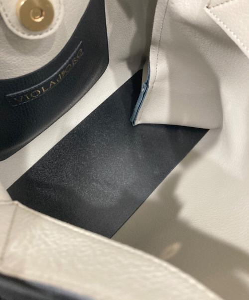 VIOLAd'ORO（ヴィオラドーロ）VIOLAd'ORO (ヴィオラドーロ) 2WAYショルダーバッグ ブラックの古着・服飾アイテム